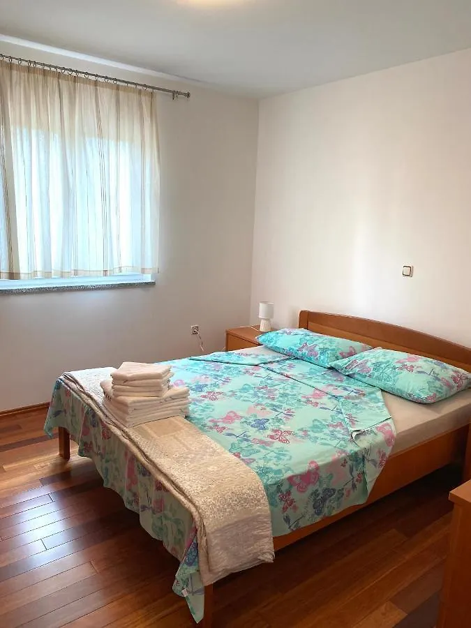 Apartments Malinska - Apartment 3 0*,  Croatia